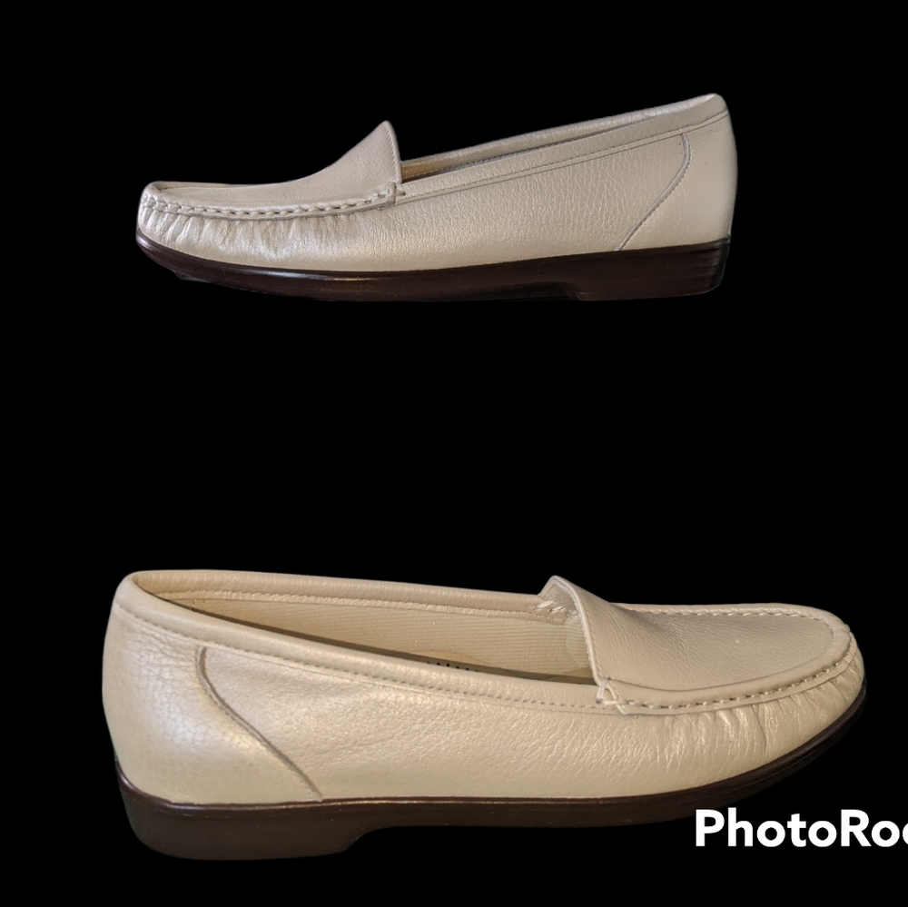 SAS Simplify Pearl Bone Slip-on Loafer